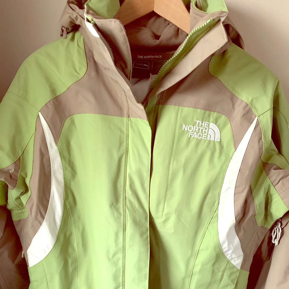 North Face Ski/Snow Suit almost brand new